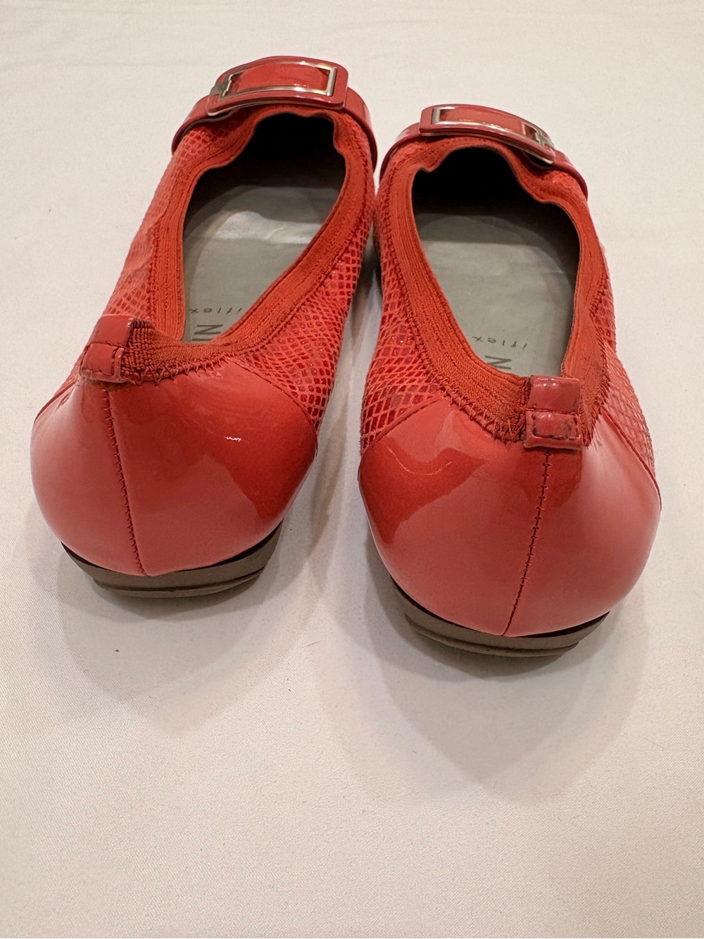 Anne Klein I Flex Orange Snake Print Flats Size 10 - Picture 6 of 9